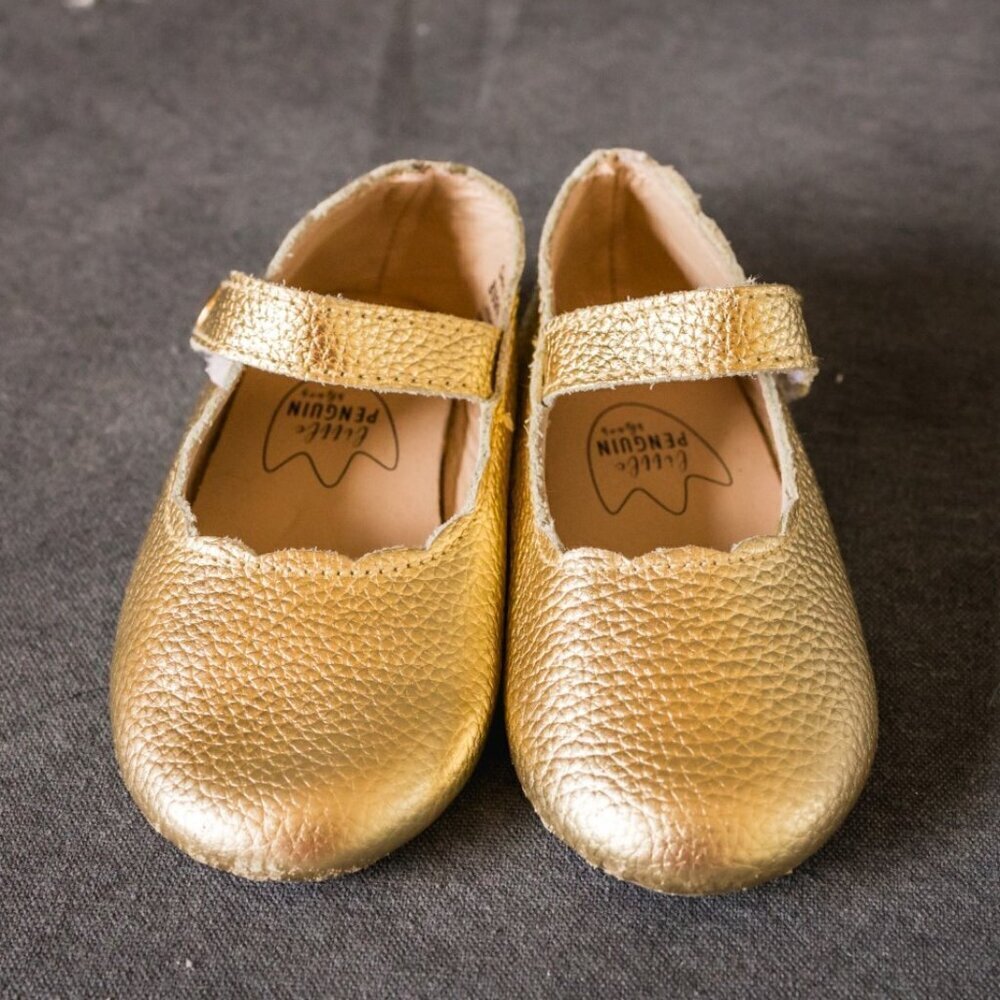 Little Penguin Shoes | Baby Girl Size 4 Gold Mary Jane